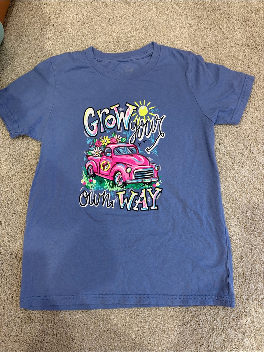 Buc-Ees Grow Your Own Way Short Sleeve Tee - Blue with Pink Truck